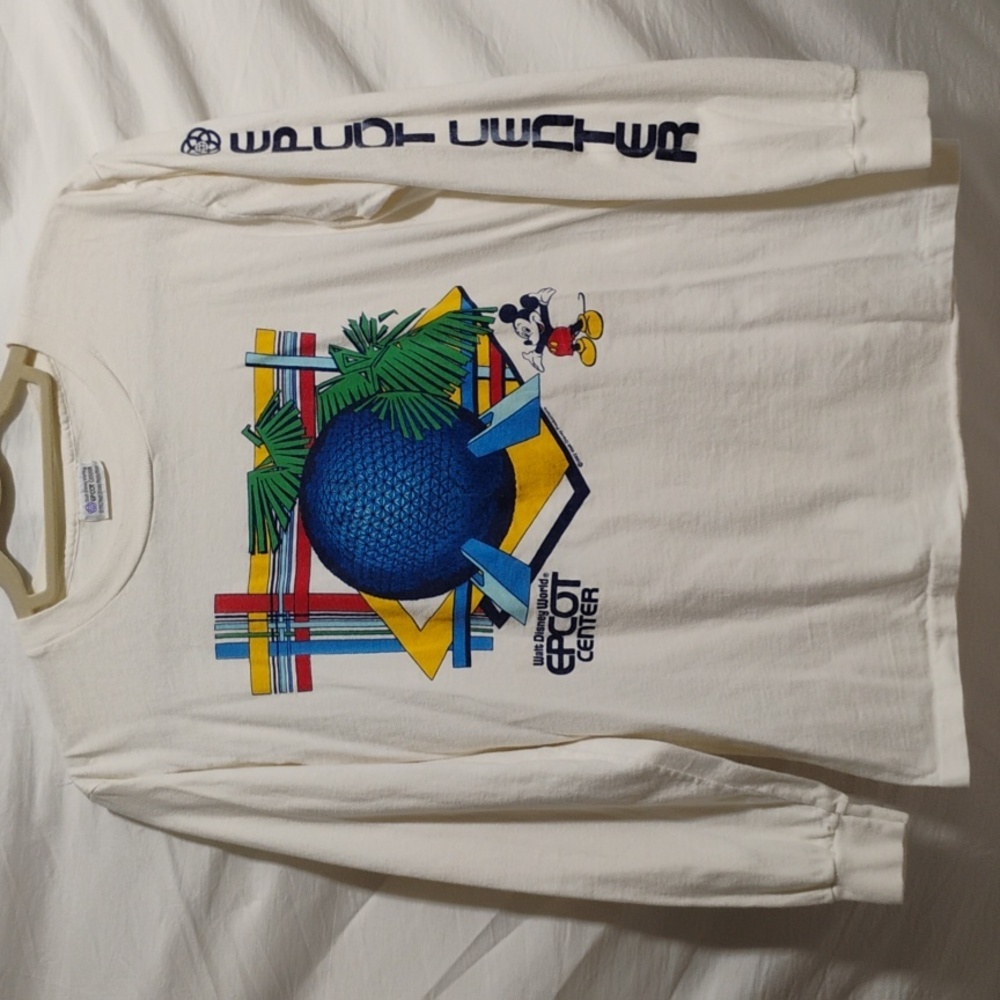 (D-17) Walt Disney World Epcot Center 1982 Mickey Mouse Vtg Shirt Sz.M